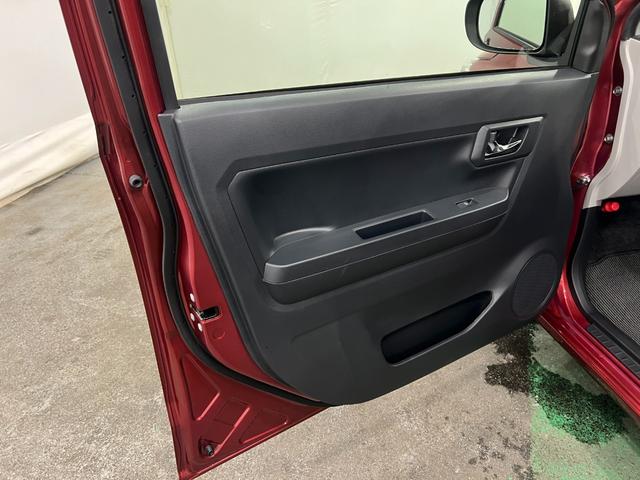ミライースX SAIII 走行1483キロ/LEDヘッドランプ/マット1年保証距離無制限 走行距離1483キロ 純正カーペットマット 助手席エアバッグ クリアランスソナー オートマチックハイビーム LEDヘッドランプ アイドリングストップ 電動格納式ドアミラー(埼玉県)の中古車