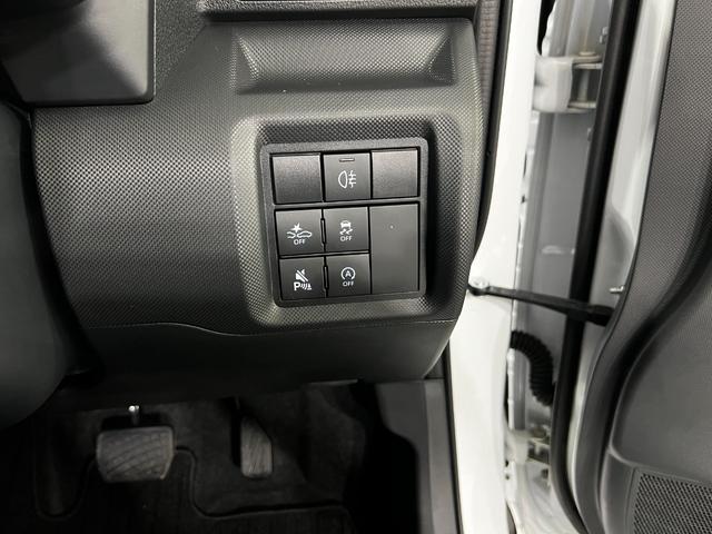 ロッキープレミアムＧ　走行５９９９キロ／クリアランスソナー一年保証・走行距離無制限　助手席エアバック　純正カーペットマット　サイドエアバック　クリアランスソナー　オートライト　ＬＥＤヘッドライト　シートヒーター　アイドリングストップ（埼玉県）の中古車