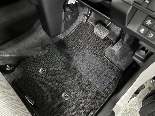 ムーヴＸ　走行４７キロ／クリアランスソナー／片側電動スライドドア１年保証・走行距離無制限　サイドエアバック　クリアランスソナー　オートマチックハイビーム　オートライト　ＬＥＤヘッドライト　ベンチシート　片側電動スライドドア（埼玉県）の中古車
