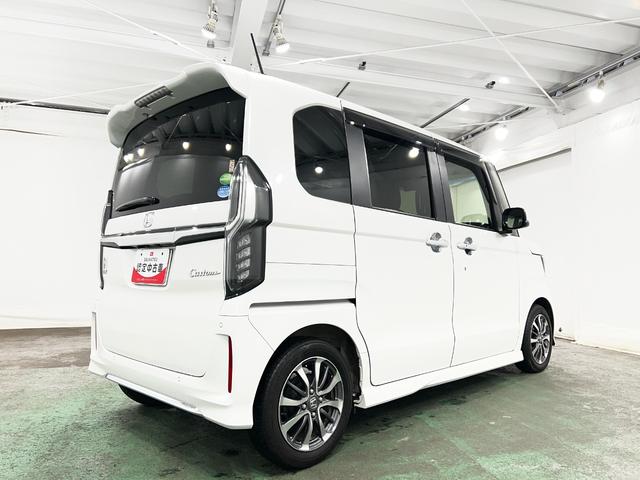 Ｎ−ＢＯＸカスタムＬ　走行３５４９８キロ／ナビ／バックカメラ／片側電動スライド一年保証・走行距離無制限　フルセグナビ　ブルートゥース　ＥＴＣ　バックカメラ　ドラレコ　クリアランスソナー　ＬＥＤヘッドライト　片側電動スライドドア（埼玉県）の中古車