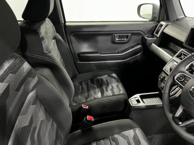 タフトG ダーククロムベンチャー 走行1320キロ/オートライト一年保証・走行距離無制限走行 助手席エアバック 純正カーペットマット サイドエアバック クリアランスソナー オートライト LEDヘッドライト シートヒーター アイドリングストップ(埼玉県)の中古車