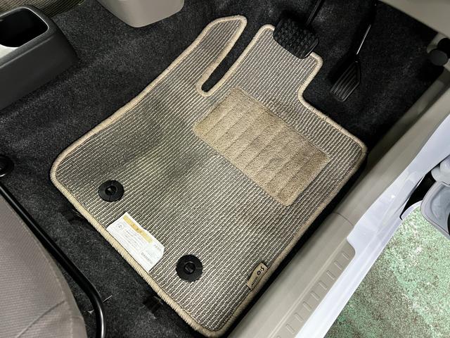 ミライースX 走行35523キロ/CDチューナー/純正カーペットマット1年保証距離無制限 走行距離35523キロ CDチューナー 純正カーペットマット 助手席エアバッグ アイドリングストップ ドリンクホルダー マニュアルエアコン(埼玉県)の中古車