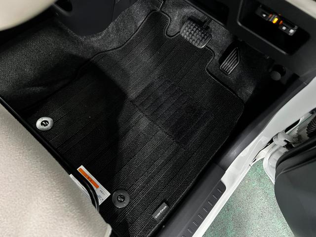 ムーヴキャンバスXリミテッドメイクアップ SAII 雹害/走行80639キロ1年保証距離無制限 走行距離80639キロ フルセグナビ バックカメラ ブルートゥース 純正マット サイドエアバッグ オートライト アイドリングストップ 両側電動スライドドア オート格納式ドアミラー(埼玉県)の中古車
