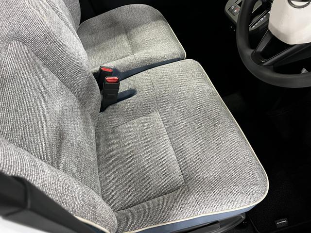 ムーヴキャンバスストライプスＧ　走行１４６６８キロ／９インチナビ／ドラレコ禁煙車　ワンオーナー　純正フルセグナビ　パノラマモニター　ドラレコ　純正マット　サイドエアバッグ　ＬＥＤヘッドランプ　電動格納ミラー　シートヒーター　両側電動スライドドア　オートエアコン（埼玉県）の中古車