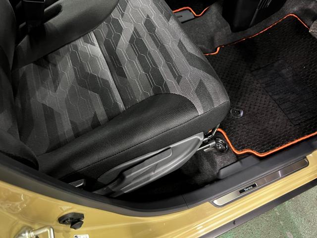 タントファンクロスターボ　４ＷＤ／車検整備付／走行１８７６５キロ１年保証距離無制限　走行距離１８７６５キロ　ディスプレイオーディオ　バックカメラ　ドラレコ　純正マット　サイドエアバッグ　ＬＥＤヘッドランプ　シートヒーター　両側電動スライドドア　キーフリー（埼玉県）の中古車