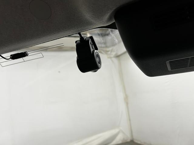 ムーヴキャンバスストライプスGターボ 走行31701キロ/純正ナビ/ドラレコ1年保証距離無制限 走行距離31701キロ 純正フルセグナビ パノラマモニター ドラレコ 純正マット サイドエアバッグ LEDヘッドランプ アイドリングストップ シートヒーター 両側電動スライドドア(埼玉県)の中古車