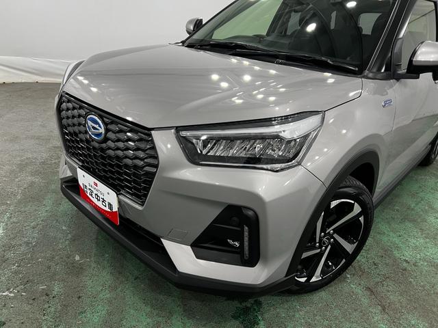 ロッキープレミアムＧ　ＨＥＶ　走行１１８８２キロ　衝突回避支援１年保証・走行距離無制限　クリアランスソナー　サイドエアバック　オートマチックハイビーム　オートライト　ＬＥＤヘッドライト　シートヒーター（埼玉県）の中古車