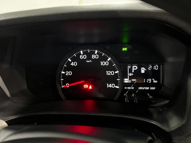 ハイゼットカーゴDX 走行1197キロクリアランスソナー/オートライト一年保証・走行距離無制限 助手席エアバック オートライト オートマチックハイビーム クリアランスソナー アイドリングストップ(埼玉県)の中古車