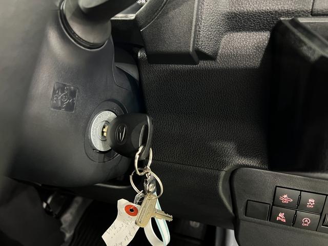 ハイゼットカーゴDX 走行1197キロクリアランスソナー/オートライト一年保証・走行距離無制限 助手席エアバック オートライト オートマチックハイビーム クリアランスソナー アイドリングストップ(埼玉県)の中古車