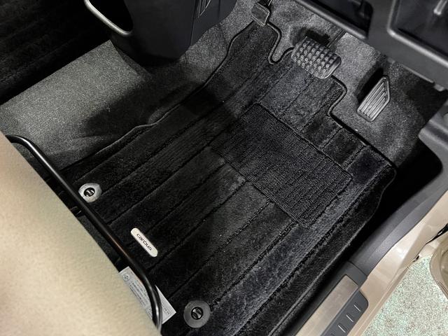 ムーヴキャンバスGホワイトアクセントVS SAIII 走行7860キロ/ナビ1年保証・走行距離無制限 フルセグナビ 全周囲カメラ ドラレコ サイドエアバック クリアランスソナー オートライト LEDヘッドライト シートヒーター 両側電動スライドドア(埼玉県)の中古車