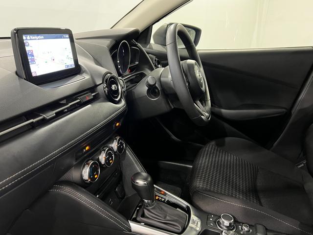 デミオ15S 走行59619キロ/車検整備付/ナビ/全周囲カメラ一年保証・走行距離無制限 フルセグナビ Bluetooth 全周囲カメラ ドラレコ ETC クリアランスソナー オートライト LEDヘッドライト シートヒーター(埼玉県)の中古車
