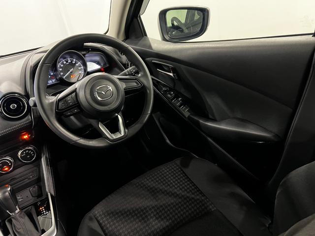 デミオ15S 走行59619キロ/車検整備付/ナビ/全周囲カメラ一年保証・走行距離無制限 フルセグナビ Bluetooth 全周囲カメラ ドラレコ ETC クリアランスソナー オートライト LEDヘッドライト シートヒーター(埼玉県)の中古車