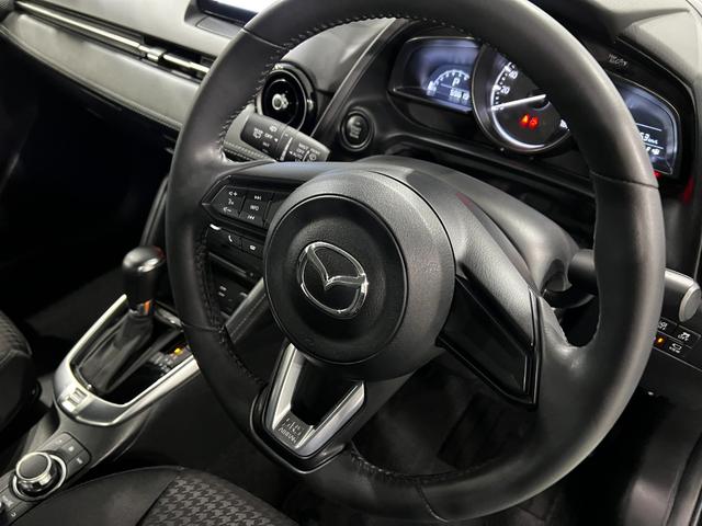 デミオ15S 走行59619キロ/車検整備付/ナビ/全周囲カメラ一年保証・走行距離無制限 フルセグナビ Bluetooth 全周囲カメラ ドラレコ ETC クリアランスソナー オートライト LEDヘッドライト シートヒーター(埼玉県)の中古車