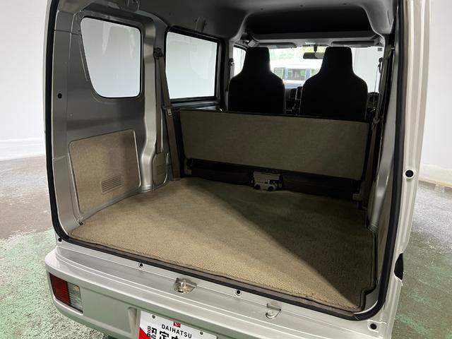 スクラムPC 走行29388キロ/4WD/ETC/MT一年保証・走行距離無制限 助手席エアバック 純正カーペットマット CDチューナー ETC 4WD キーレス 走行29388キロ(埼玉県)の中古車