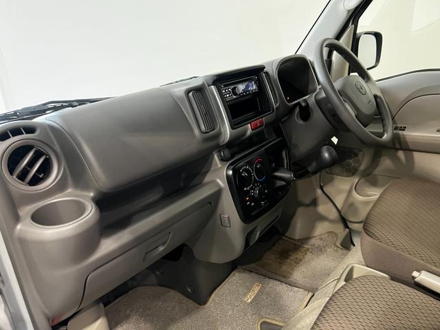 スクラムPC 走行29388キロ/4WD/ETC/MT一年保証・走行距離無制限 助手席エアバック 純正カーペットマット CDチューナー ETC 4WD キーレス 走行29388キロ(埼玉県)の中古車