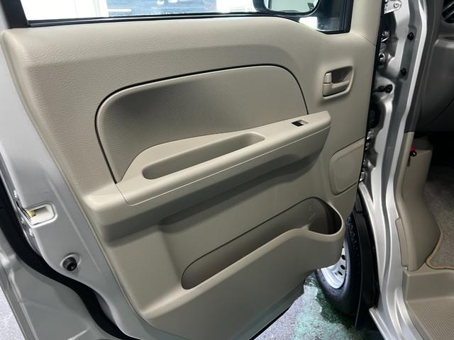 スクラムPC 走行29388キロ/4WD/ETC/MT一年保証・走行距離無制限 助手席エアバック 純正カーペットマット CDチューナー ETC 4WD キーレス 走行29388キロ(埼玉県)の中古車