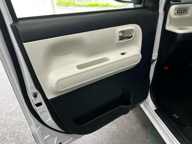 ムーヴキャンバスストライプスG 雹害/車検整備付/走行12746キロ1年保証距離無制限 走行距離12746キロ 純正マット サイドエアバッグ LEDヘッドランプ アイドリングストップ シートヒーター 両側スライドドア オート格納式ドアミラー 電動パーキングブレーキ(埼玉県)の中古車