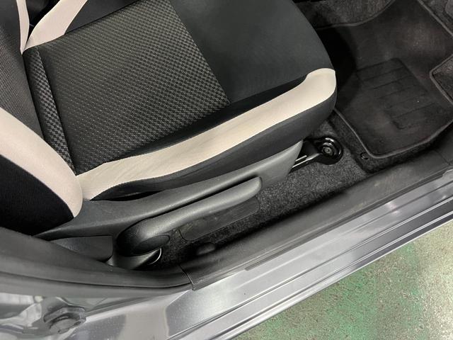 ノートｅ−パワーＸ　走行８２６９１キロ／車検整備付／タイヤ４本交換一年保証・走行距離無制限　フルセグナビ　Ｂｌｕｅｔｏｏｔｈ　全周囲カメラ　ＥＴＣ　サイドエアバック　オートライト　純正カーペットマット（埼玉県）の中古車
