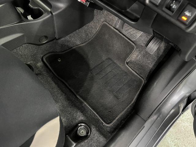 ノートｅ−パワーＸ　走行８２６９１キロ／車検整備付／タイヤ４本交換一年保証・走行距離無制限　フルセグナビ　Ｂｌｕｅｔｏｏｔｈ　全周囲カメラ　ＥＴＣ　サイドエアバック　オートライト　純正カーペットマット（埼玉県）の中古車