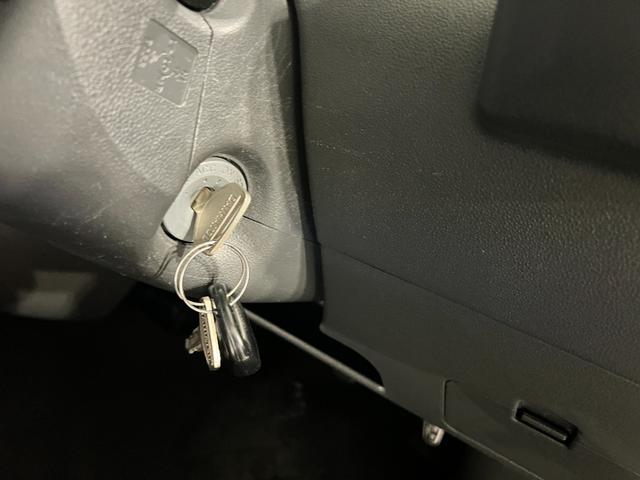 ハイゼットカーゴクルーズ ビジネスパック 車検整備付一年保証・走行距離無制限 社外ナビ ETC FRドラレコ 5速MT(埼玉県)の中古車