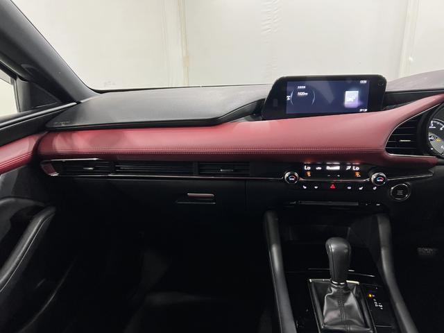 MAZDA3ファストバックXDバーガンディ セレクション 走行88137キロ ナビ一年保証・走行距離無制限 タイヤ4本交換 Bluetooth 全周囲カメラ ドラレコ ETC オートライト LEDヘッドライト(埼玉県)の中古車