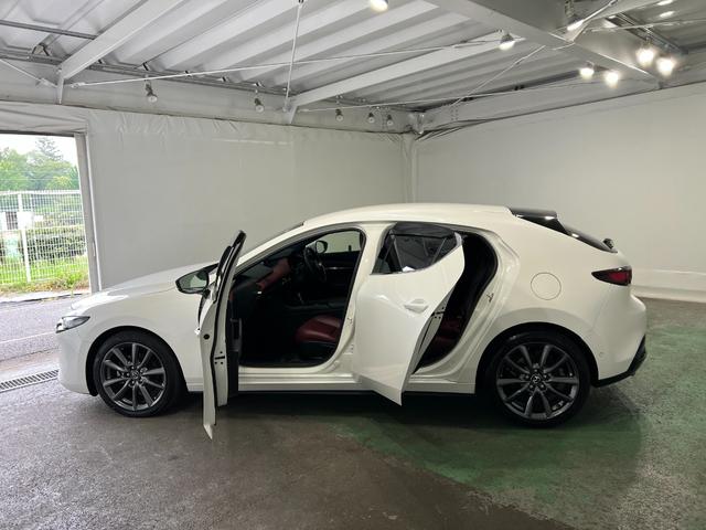 MAZDA3ファストバックXDバーガンディ セレクション 走行88137キロ ナビ一年保証・走行距離無制限 タイヤ4本交換 Bluetooth 全周囲カメラ ドラレコ ETC オートライト LEDヘッドライト(埼玉県)の中古車