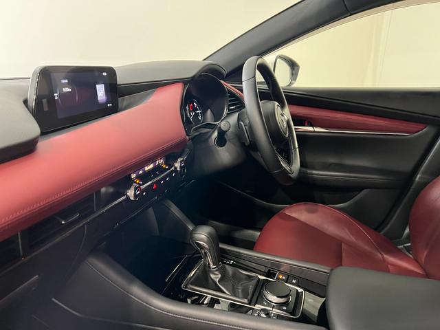 MAZDA3ファストバックXDバーガンディ セレクション 走行88137キロ ナビ一年保証・走行距離無制限 タイヤ4本交換 Bluetooth 全周囲カメラ ドラレコ ETC オートライト LEDヘッドライト(埼玉県)の中古車