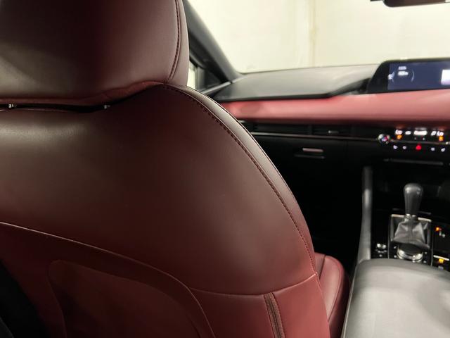 MAZDA3ファストバックXDバーガンディ セレクション 走行88137キロ ナビ一年保証・走行距離無制限 タイヤ4本交換 Bluetooth 全周囲カメラ ドラレコ ETC オートライト LEDヘッドライト(埼玉県)の中古車