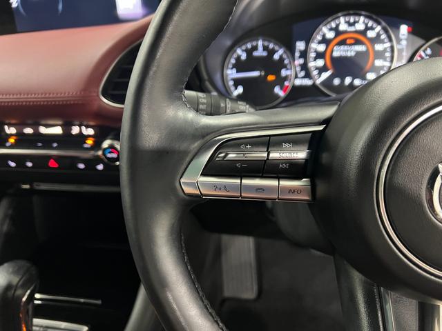 MAZDA3ファストバックXDバーガンディ セレクション 走行88137キロ ナビ一年保証・走行距離無制限 タイヤ4本交換 Bluetooth 全周囲カメラ ドラレコ ETC オートライト LEDヘッドライト(埼玉県)の中古車