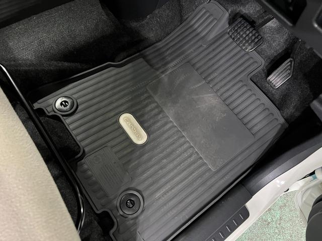 ムーヴキャンバスＧメイクアップＶＳ　ＳＡIII　走行２４０６１キロ　軽雹害跡一年保証・走行距離無制限　フルセグナビ　Ｂｌｕｅｔｏｏｔｈ　全周囲カメラ　ドラレコ　ＥＴＣ　オートライト　ＬＥＤヘッドライト　両側電動スライドドア（埼玉県）の中古車