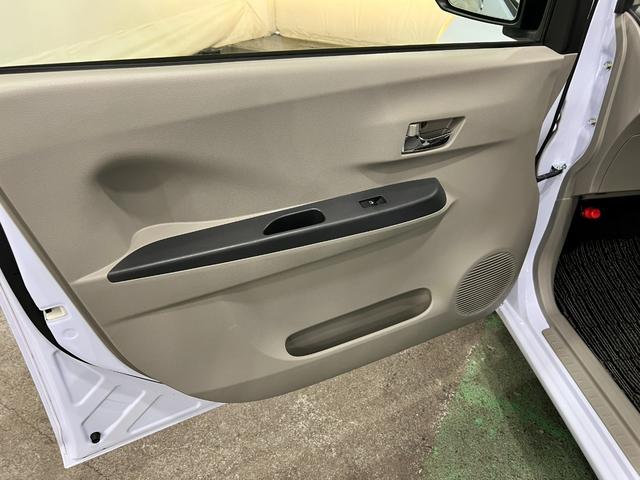 ピクシスエポックG SA 走行53416キロ/ワンセグナビ/バックカメラ1年保証距離無制限 走行距離53416キロ ワンセグナビ バックカメラ 純正マット 助手席エアバッグ アイドリングストップ プッシュボタンスタート 電動格納式ドアミラー(埼玉県)の中古車