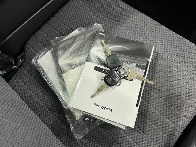 ピクシストラックエクストラSAIIIt 走行16040キロ/4WD/AT一年保証・走行距離無制限 フルセグナビ Bluetooth オートライト LEDヘッドライト 助手席エアバック 純正マット(埼玉県)の中古車
