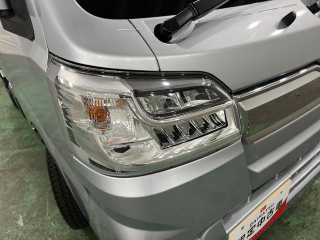ピクシストラックエクストラSAIIIt 走行16040キロ/4WD/AT一年保証・走行距離無制限 フルセグナビ Bluetooth オートライト LEDヘッドライト 助手席エアバック 純正マット(埼玉県)の中古車