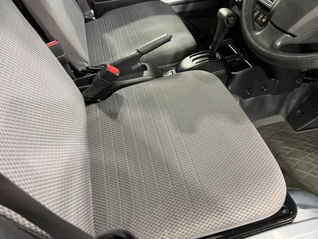 ピクシストラックエクストラSAIIIt 走行16040キロ/4WD/AT一年保証・走行距離無制限 フルセグナビ Bluetooth オートライト LEDヘッドライト 助手席エアバック 純正マット(埼玉県)の中古車