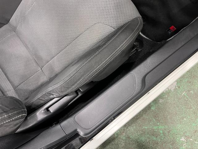コペンＧＲ　スポーツ　走行３２４８７キロ／タイヤ４本交換／ナビ一年保証・走行距離無制限　フルセグナビ　Ｂｌｕｅｔｏｏｔｈ　バックカメラ　ドラレコ　ＥＴＣ　ＬＥＤヘッドライト　シートヒーター（埼玉県）の中古車