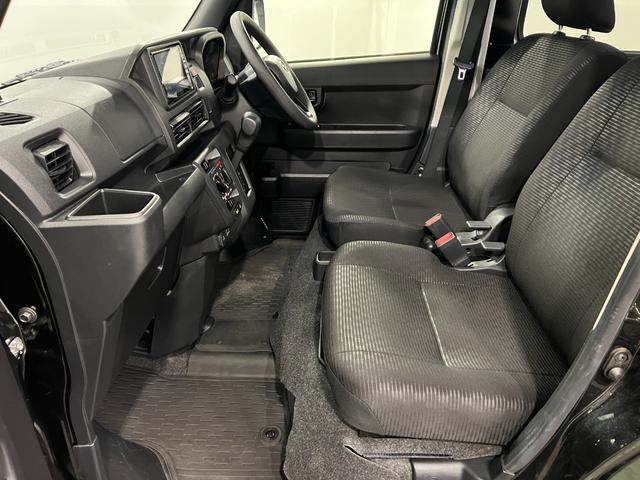 ハイゼットカーゴクルーズターボ 走行72681キロ/車検整備付タイヤ4本交換一年保証・走行距離無制限 フルセグナビ Bluetooth ETC クリアランスソナー オートライト LEDヘッドライト(埼玉県)の中古車