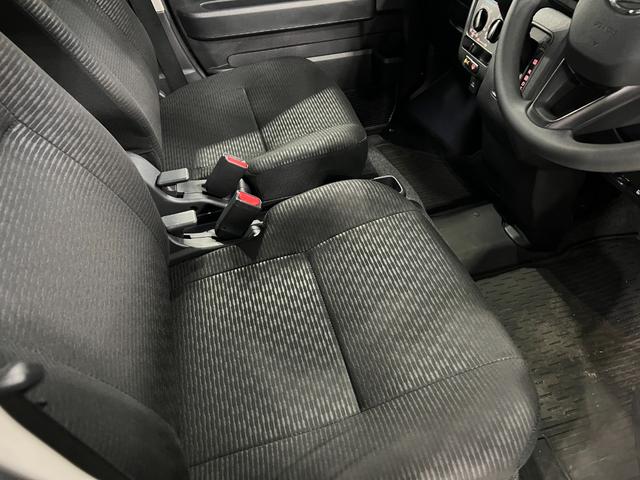 ハイゼットカーゴクルーズターボ 走行72681キロ/車検整備付タイヤ4本交換一年保証・走行距離無制限 フルセグナビ Bluetooth ETC クリアランスソナー オートライト LEDヘッドライト(埼玉県)の中古車