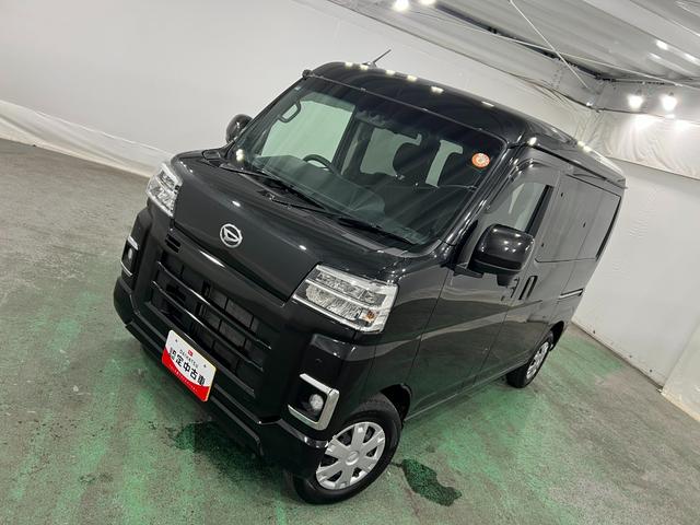 ハイゼットカーゴクルーズターボ　走行２８６５２キロ／４ＷＤ／バックカメラ一年保証・走行距離無制限　フルセグナビ　Ｂｌｕｅｔｏｏｔｈ　バックカメラ　ＥＴＣ　クリアランスソナー　オートライト　ＬＥＤヘッドライト　両側電動スライドドア（埼玉県）の中古車