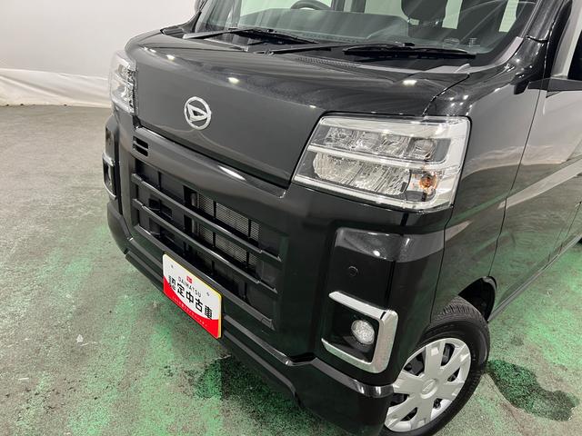 ハイゼットカーゴクルーズターボ　走行２８６５２キロ／４ＷＤ／バックカメラ一年保証・走行距離無制限　フルセグナビ　Ｂｌｕｅｔｏｏｔｈ　バックカメラ　ＥＴＣ　クリアランスソナー　オートライト　ＬＥＤヘッドライト　両側電動スライドドア（埼玉県）の中古車