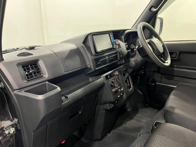 ハイゼットカーゴクルーズターボ　走行２８６５２キロ／４ＷＤ／バックカメラ一年保証・走行距離無制限　フルセグナビ　Ｂｌｕｅｔｏｏｔｈ　バックカメラ　ＥＴＣ　クリアランスソナー　オートライト　ＬＥＤヘッドライト　両側電動スライドドア（埼玉県）の中古車