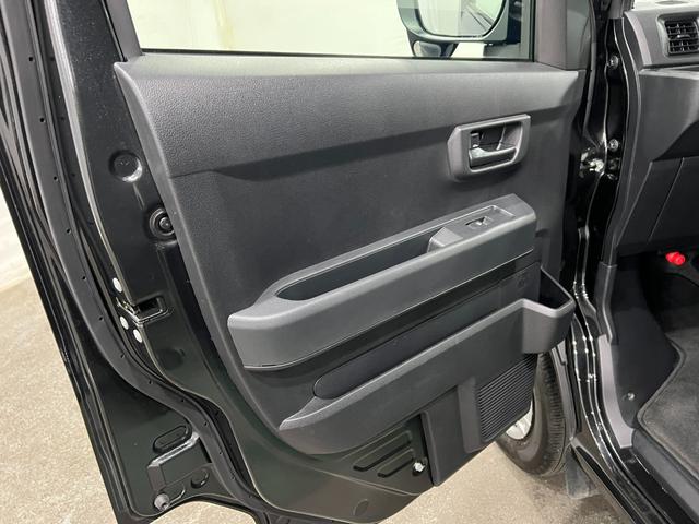 ハイゼットカーゴクルーズターボ　走行２８６５２キロ／４ＷＤ／バックカメラ一年保証・走行距離無制限　フルセグナビ　Ｂｌｕｅｔｏｏｔｈ　バックカメラ　ＥＴＣ　クリアランスソナー　オートライト　ＬＥＤヘッドライト　両側電動スライドドア（埼玉県）の中古車