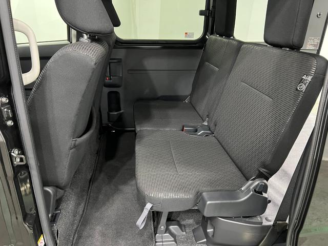 ハイゼットカーゴクルーズターボ　走行２８６５２キロ／４ＷＤ／バックカメラ一年保証・走行距離無制限　フルセグナビ　Ｂｌｕｅｔｏｏｔｈ　バックカメラ　ＥＴＣ　クリアランスソナー　オートライト　ＬＥＤヘッドライト　両側電動スライドドア（埼玉県）の中古車