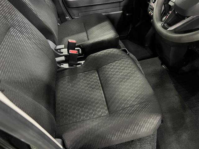 ハイゼットカーゴクルーズターボ　走行２８６５２キロ／４ＷＤ／バックカメラ一年保証・走行距離無制限　フルセグナビ　Ｂｌｕｅｔｏｏｔｈ　バックカメラ　ＥＴＣ　クリアランスソナー　オートライト　ＬＥＤヘッドライト　両側電動スライドドア（埼玉県）の中古車