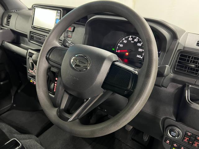 ハイゼットカーゴクルーズターボ　走行２８６５２キロ／４ＷＤ／バックカメラ一年保証・走行距離無制限　フルセグナビ　Ｂｌｕｅｔｏｏｔｈ　バックカメラ　ＥＴＣ　クリアランスソナー　オートライト　ＬＥＤヘッドライト　両側電動スライドドア（埼玉県）の中古車
