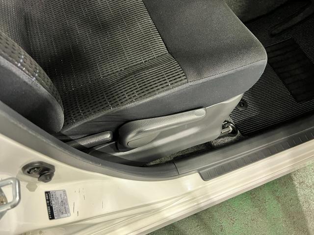 ムーヴカスタム Xリミテッド 走行95751キロ/雹害一年保証・走行距離無制限 走行95751キロ 助手席エアバック 純正カーペットマット LEDヘッドライト アイドリングストップ ベンチシート 電動格納式ドアミラー(埼玉県)の中古車