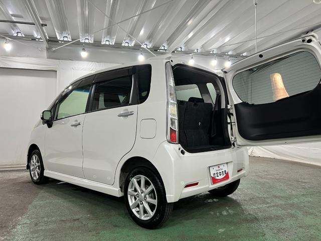 ムーヴカスタム Xリミテッド 走行95751キロ/雹害一年保証・走行距離無制限 走行95751キロ 助手席エアバック 純正カーペットマット LEDヘッドライト アイドリングストップ ベンチシート 電動格納式ドアミラー(埼玉県)の中古車