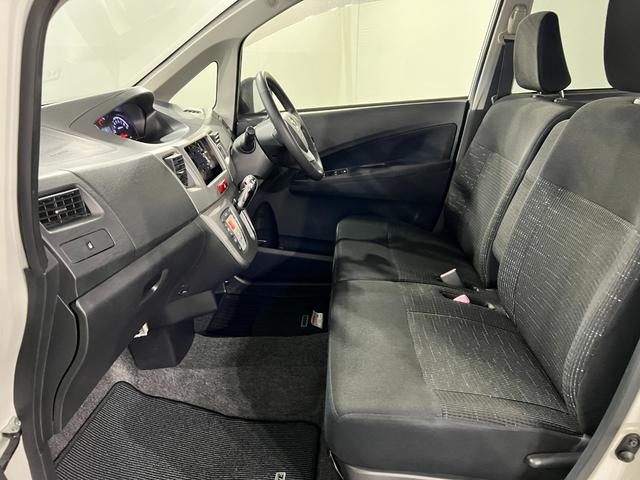 ムーヴカスタム Xリミテッド 走行95751キロ/雹害一年保証・走行距離無制限 走行95751キロ 助手席エアバック 純正カーペットマット LEDヘッドライト アイドリングストップ ベンチシート 電動格納式ドアミラー(埼玉県)の中古車