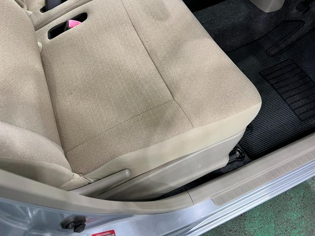 ムーヴＸ　走行３００６７キロ／ワンセグナビ／バックカメラ／マット１年保証距離無制限　走行距離３００６７キロ　ワンセグナビ　バックカメラ　純正マット　助手席エアバッグ　アイドリングストップ　電動格納式ドアミラー（埼玉県）の中古車