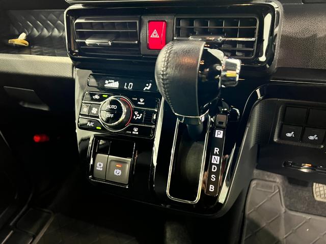 タントカスタムRSスタイルセレクション 走行38007キロ/ナビ1年保証距離無制限 走行距離38007キロ 純正フルセグナビ パノラマモニター ドラレコ 純正マット サイドエアバッグ LEDヘッドランプ アイドリングストップ シートヒーター 両側電動スライドドア(埼玉県)の中古車