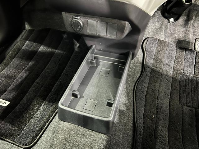 ミライースX リミテッドSAIII 走行33430キロ/純正マット1年保証距離無制限 走行距離33430キロ ディスプレイオーディオ 純正マット オートライト LEDヘッドランプ アイドリングストップ 電動格納式ドアミラー キーレスエントリー(埼玉県)の中古車